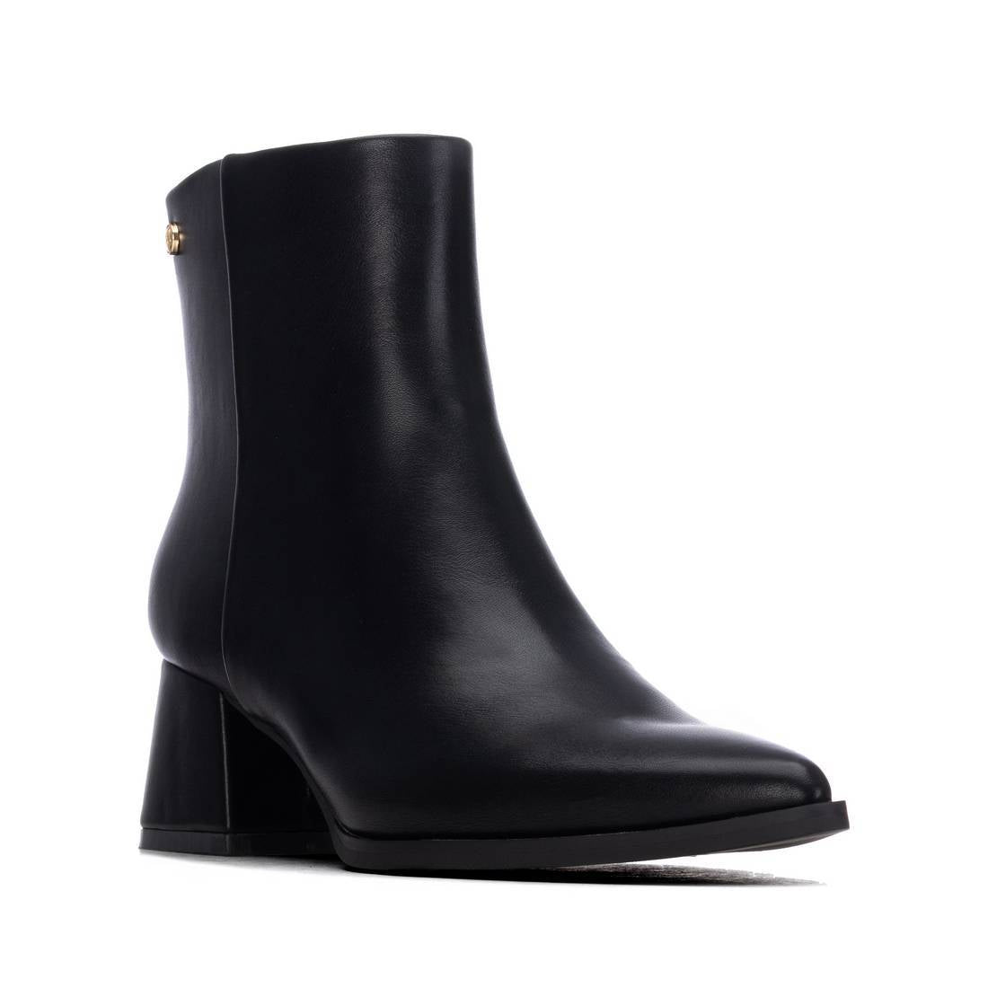 Xti 146509 Black
