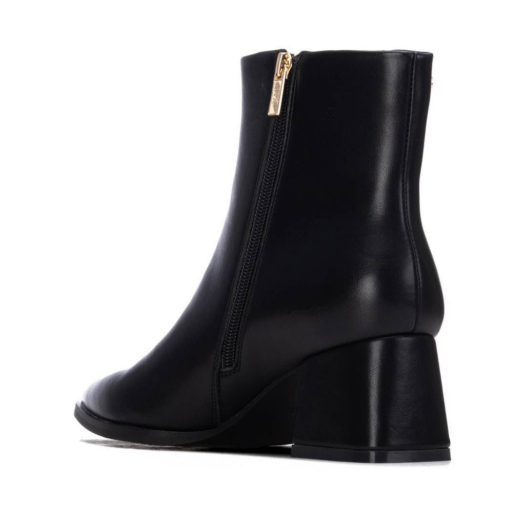 Xti 146509 Black