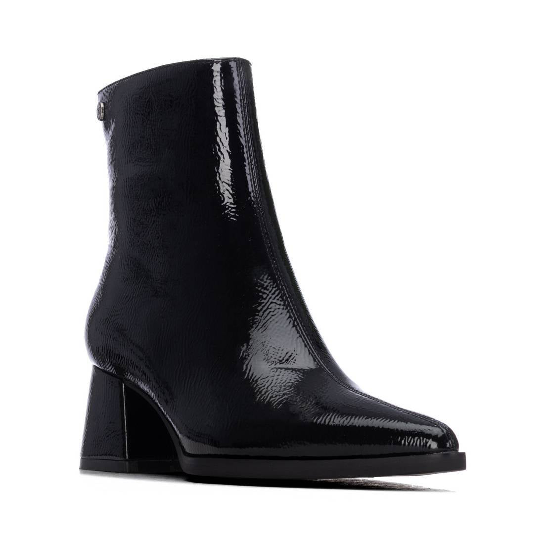 Xti 146212 Black