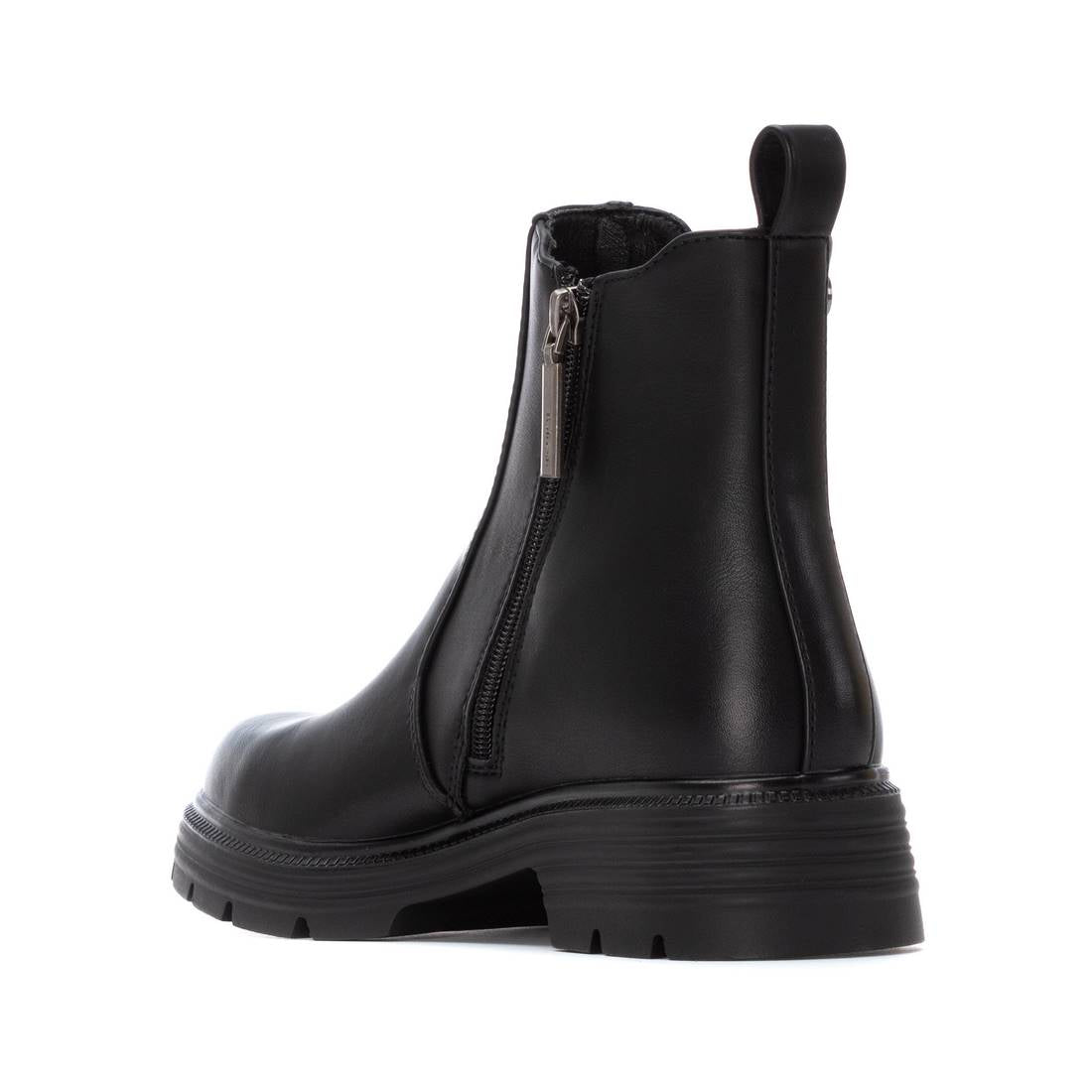 Refresh 173026 Black