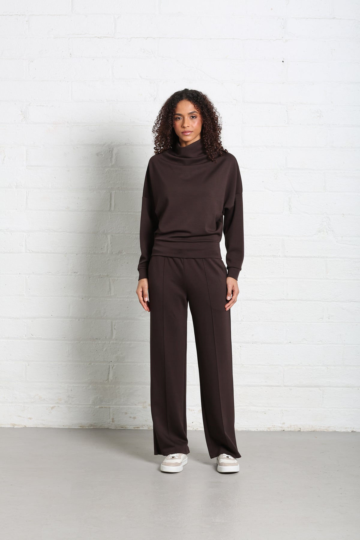 Wren Jogger Chocolate Brown